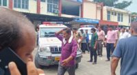Crowd surge at Hindu temple in northern India leaves at least 6 dead