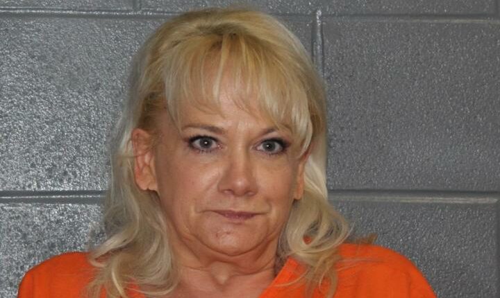 Daughter bilks $113K from 87-year-old mother's bank account: Police