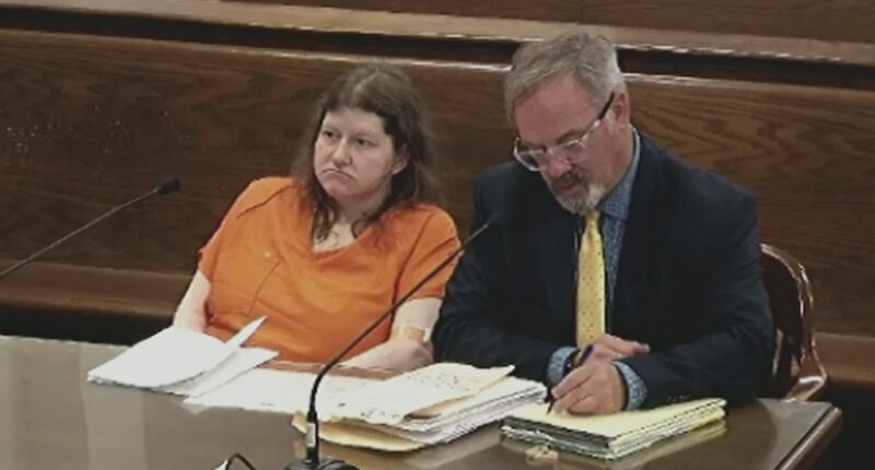 Daughter let mom rot in bed so she could run true crime page