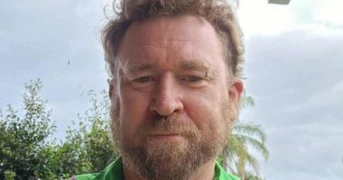 A﻿ devastated father has issued a public appeal after his son, 44-year-old Mark Akers, was found dead on the side of a highway in a small rural town in New South Wales.