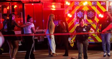 Drive-by shooting in Chicago leaves 4 dead, 14 injured