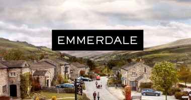 Emmerdale star and comedy legend left living 'hand to mouth' after declaring bankruptcy