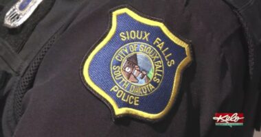 Father arrested after baby left in hot car for  30 minutes