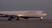 Federal agents 'stormed the cockpit,' removed Delta co-pilot after flight landed at San Francisco International Airport
