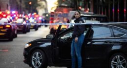 Gunman kills four, including NYPD officer, in Manhattan skyscraper shooting