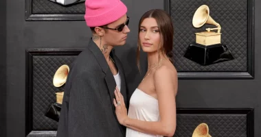 Hailey Bieber Has Reportedly 'Begged' Justin Bieber to Stay Off Social Media: 'She's Really Angry'
