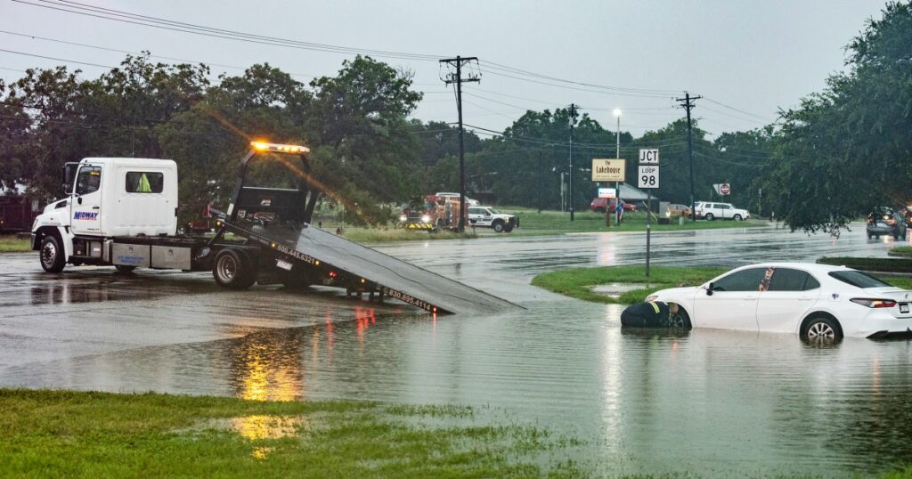 Heavy rains return to Texas 10 days after catastrophic flooding