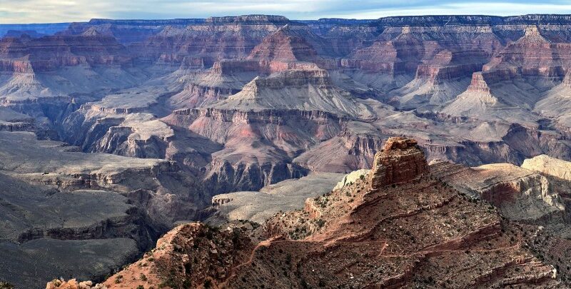 Hiker dies in Las Vegas after abandoning plan to hike to the bottom, NPS says