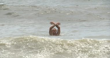 How to stay safe at the beach during the holiday weekend
