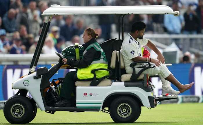 India's Rishabh Pant injures foot and retires hurt in 4th test against England