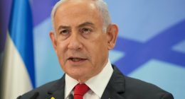 Israel launches airstrikes at Yemen's Houthi rebels, Houthis launch missile back