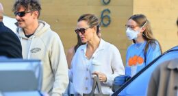 Jennifer Garner and Bradley Cooper enjoy a mini Alias reunion