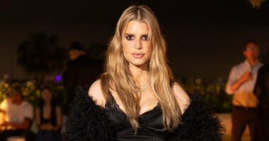 Jessica Simpson Hints at Eric Johnson's 'Empty Promises' in New Song ‘Fade’