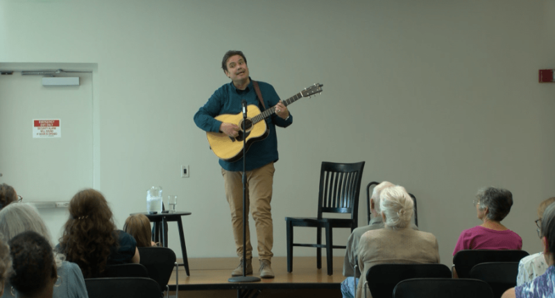 Johnson City Public Library hosts international storyteller Sam Payne