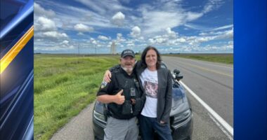 Kansas deputies pull over 80s rock star en route to show