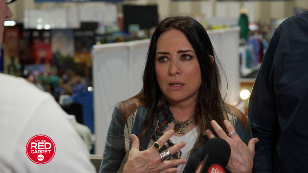 'King of the Hill' cast talks Comic-Con return, series revival, fan love and how Hank Hill would totally side-eye cosplay.