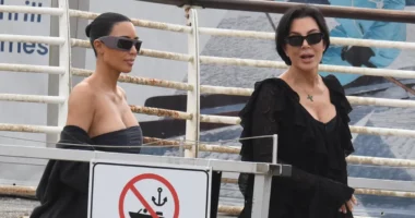 Kris Jenner's New Look Has Fans Confusing Her With Daughter Kim Kardashian