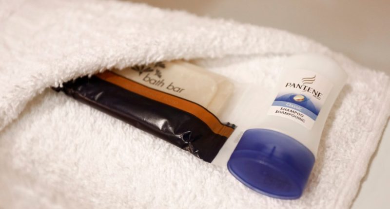 Law banning little shampoo bottles in Illinois hotels goes into effect