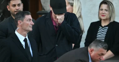 Leonardo DiCaprio Continued to Party with Lauren Sánchez Without Girlfriend Vittoria Ceretti