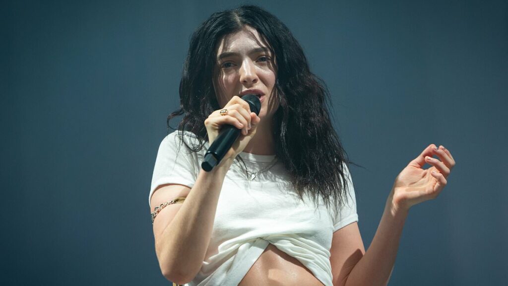 Lorde announces Australia and New Zealand Ultrasound World Tour arena shows for February 2026