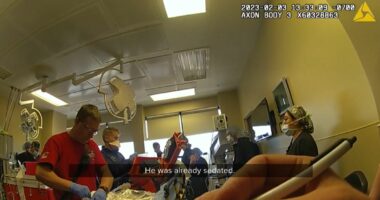 Man died in surgery as doctors played 'music bingo': Lawsuit