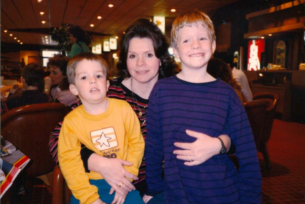 Mississippi Mother of Two Found Dead in Bathtub by “Horrified” Neighbor