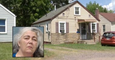 Mom stabs daughter with 'sword' during argument: Cops