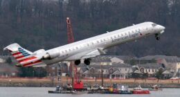 NTSB begins hearings on deadly DC plane crash