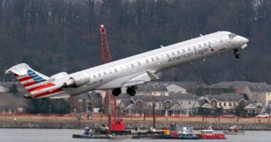 NTSB begins hearings on deadly DC plane crash
