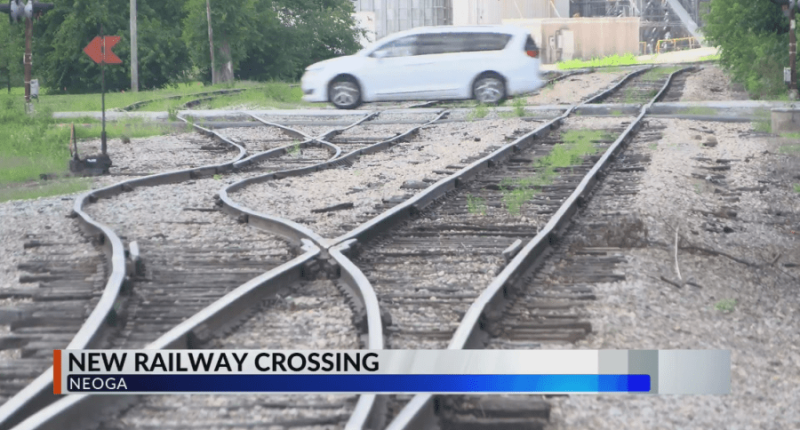 Neoga adding warning system to dangerous railway crossing