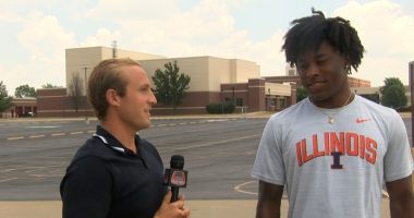 Nick Hankins Jr. discusses Illinois football commitment