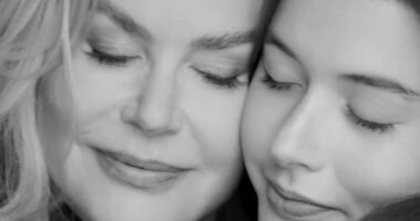 Nicole Kidman poses for beauty campaign with daughter Faith