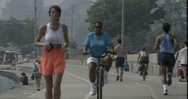 OEMC, cooling centers, air conditioning and more: What's changed about extreme heat response since deadly 1995 Chicago heat wave