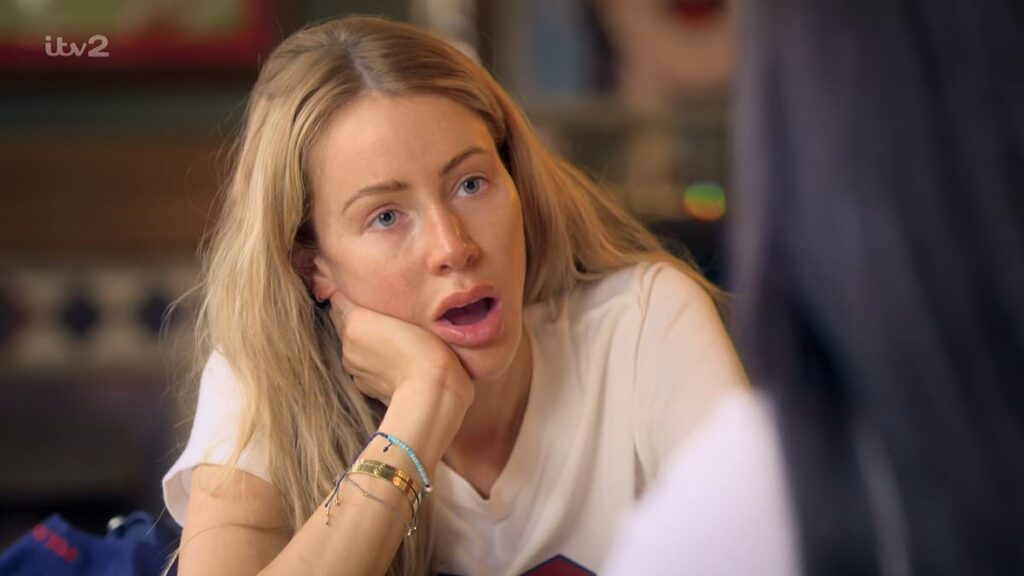 Olivia Attwood reveals thieves tried to break in while she on holiday