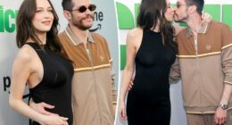 Pete Davidson’s pregnant girlfriend, Elsie Hewitt, shows off baby bump on ‘Pickup’ red carpet