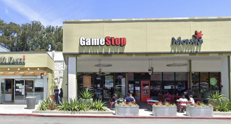 Pokemon fans attack man while waiting in line: Police