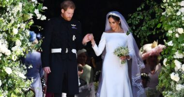 Prince Harry and Meghan's Wedding Photographer Reveals Who He Had to Bribe After the Ceremony Ended