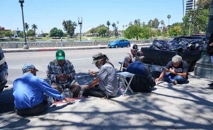 Residents still shaken a day after federal authorities march through Los Angeles' MacArthur Park