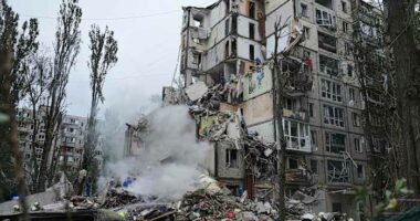 Russia hits Kyiv with missile and drone attack, killing 6 and injuring 52