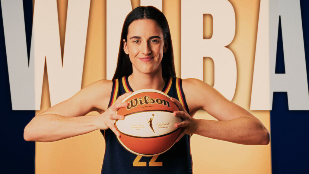 ESPN Analyst Calls Caitlin Clark a 'Villain' After ESPY Win for WNBA Best Player