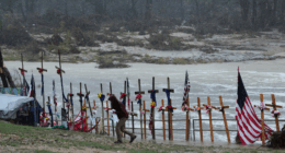 Search for Texas flooding victims paused as heavy rain prompts Kerr County Flash Flood Warning; Guadalupe River corridor evacuated