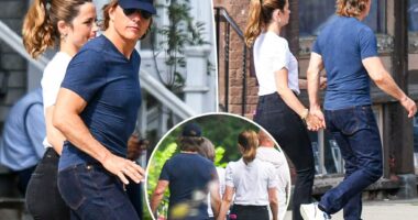 See Tom Cruise and Ana de Armas hold hands after months of dating rumors