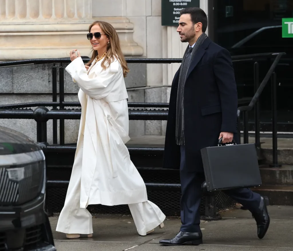 'She Wants Her Men to Conform'