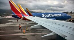Southwest jet abruptly dives to avoid midair collision, passengers say