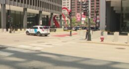 Standoff at Chicago courthouse ends after more than 9 hours