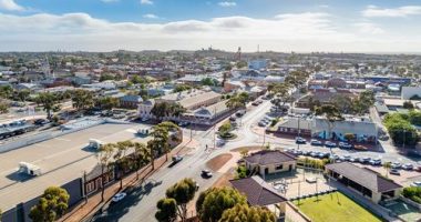 Kalgoorlie-Boulder residents have been among a strong smell since 2023, prompting council to enlist OPAM Consulting Director Philippe Najean﻿ to sniff out its origin.