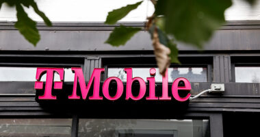 T-Mobile scraps DEI while awaiting deal approvals from FCC