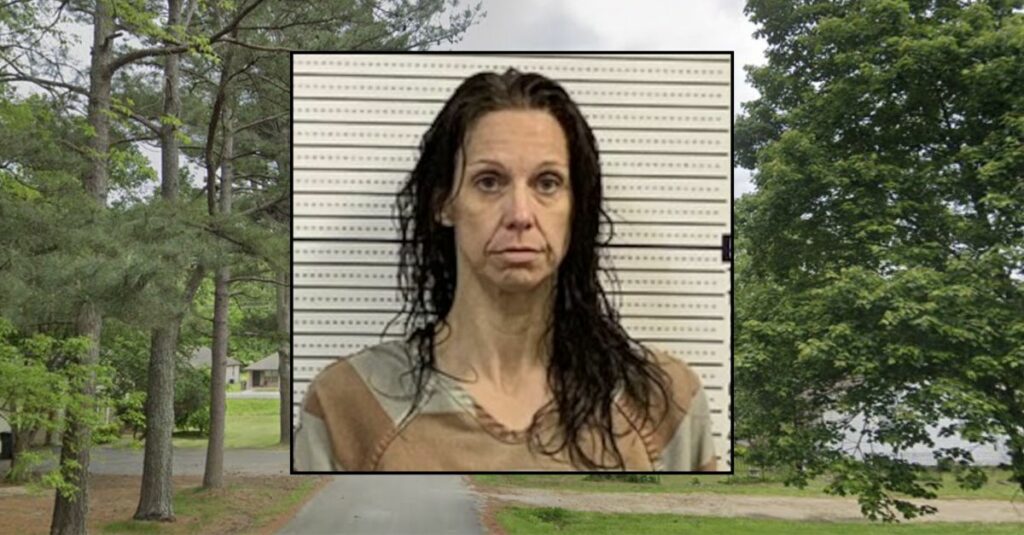 Teacher stabbed boyfriend in the neck with earring: Police