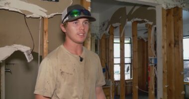 Texas high school senior helps save family from raging floodwaters