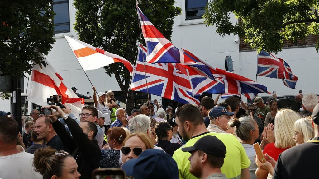 Thousands of locals pack streets of Waterlooville in protest after 'Home Office secretly plotted to move asylum seekers into £250,000 flats'